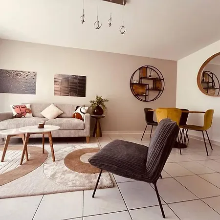 Apartmán Elsa / P3 + Parking Nîmes